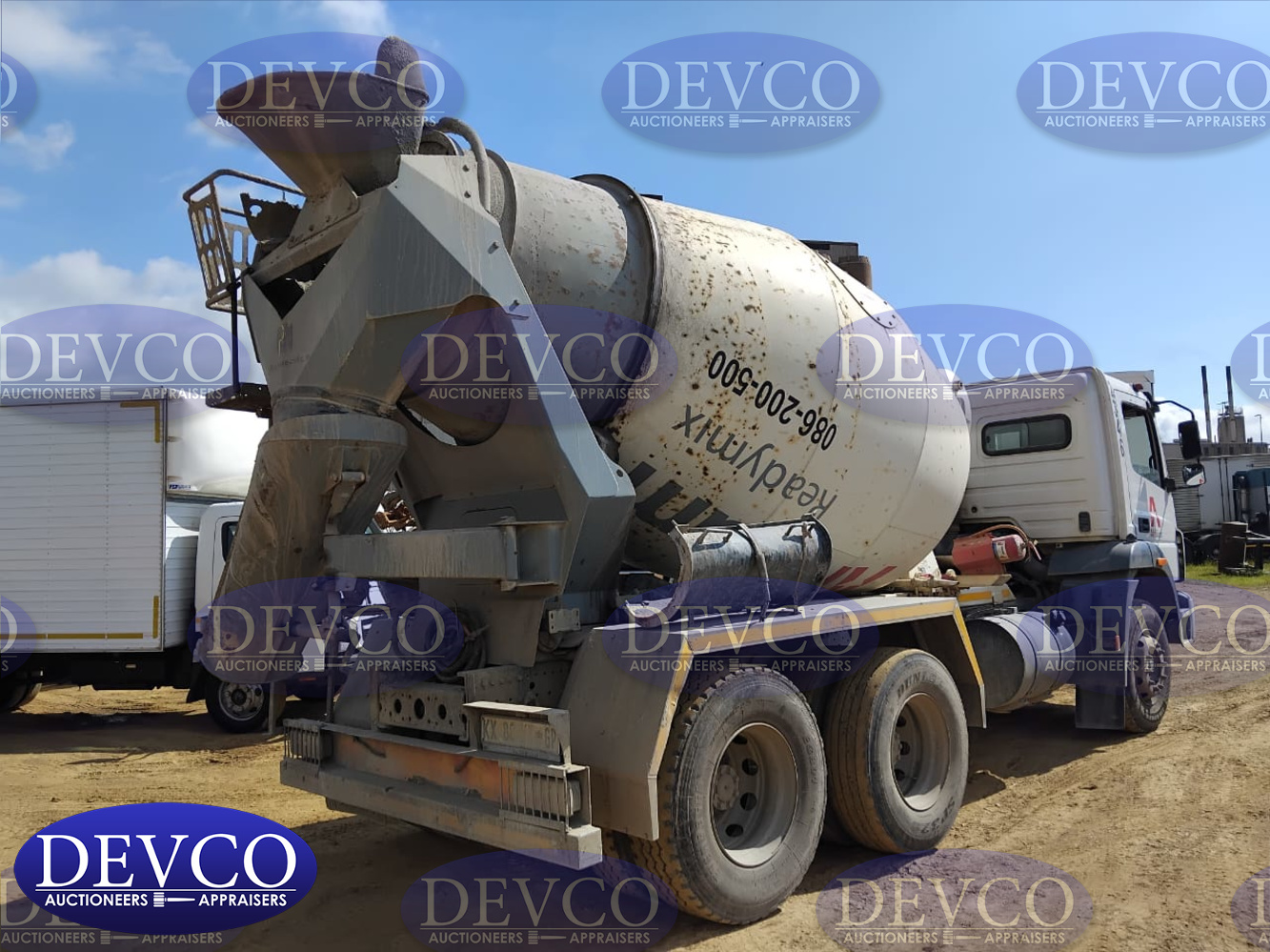 2022 Mitsubishi Fuso FJ26-280 Concrete Mixer (Wesbank Asset) | Devco ...