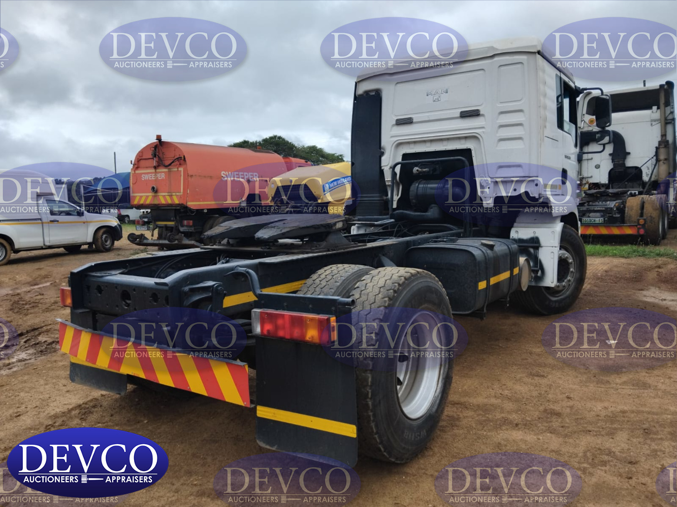 2011 MAN TGM 18-280 Single Diff Horse | Devco Auction