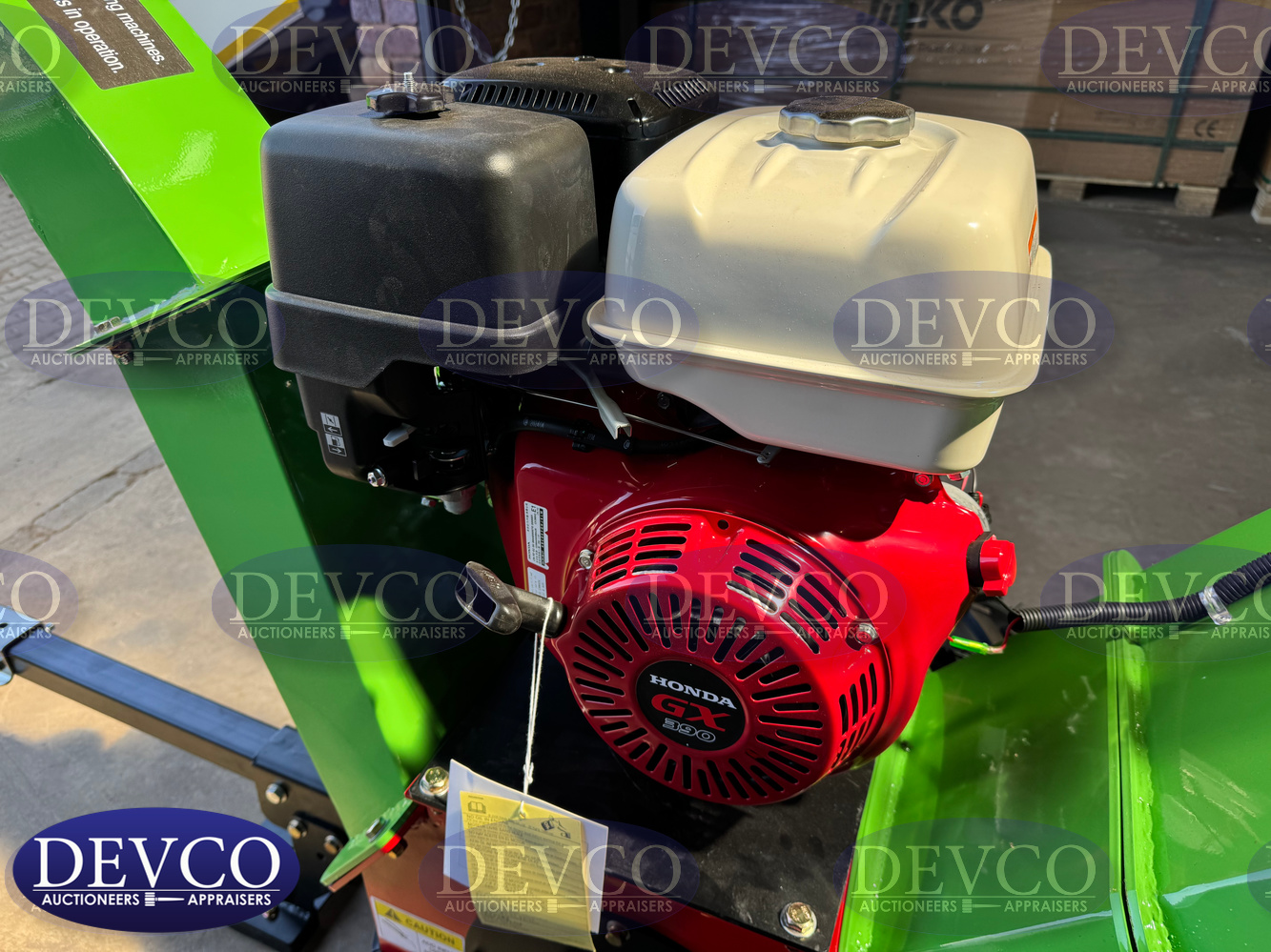 NEW 13hp Wood Chipper with Honda GX390 Engine | Devco Auction