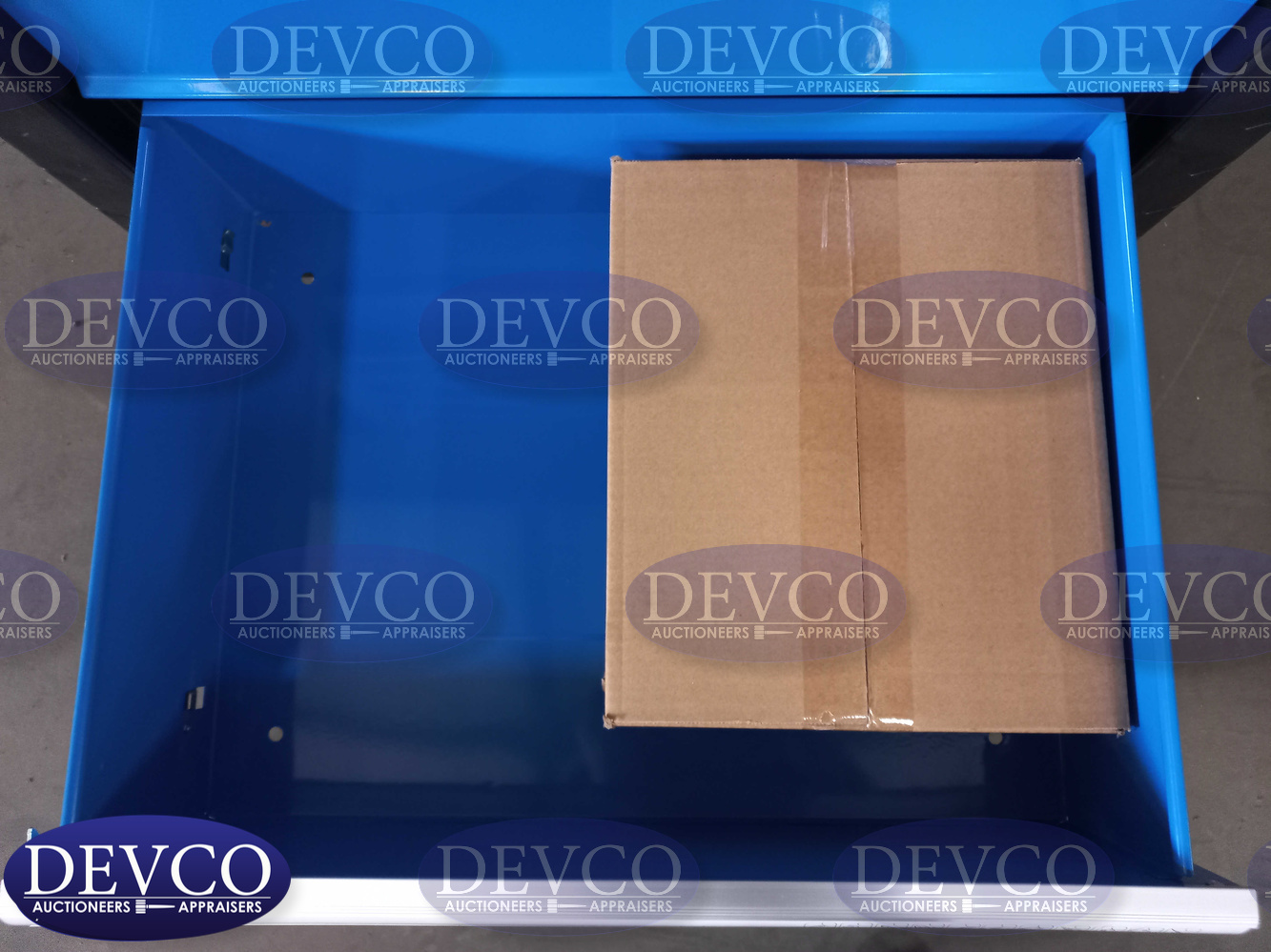 Mobile Tool Cabinet with Tools | Devco Auction