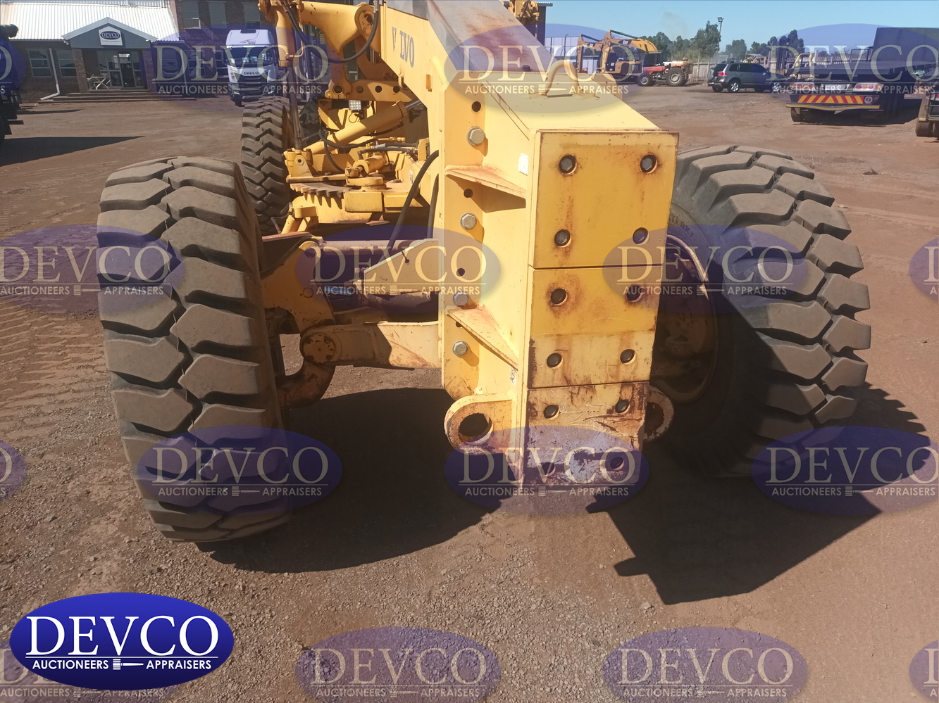 2003 Volvo G720B Motor Grader | Devco Auction